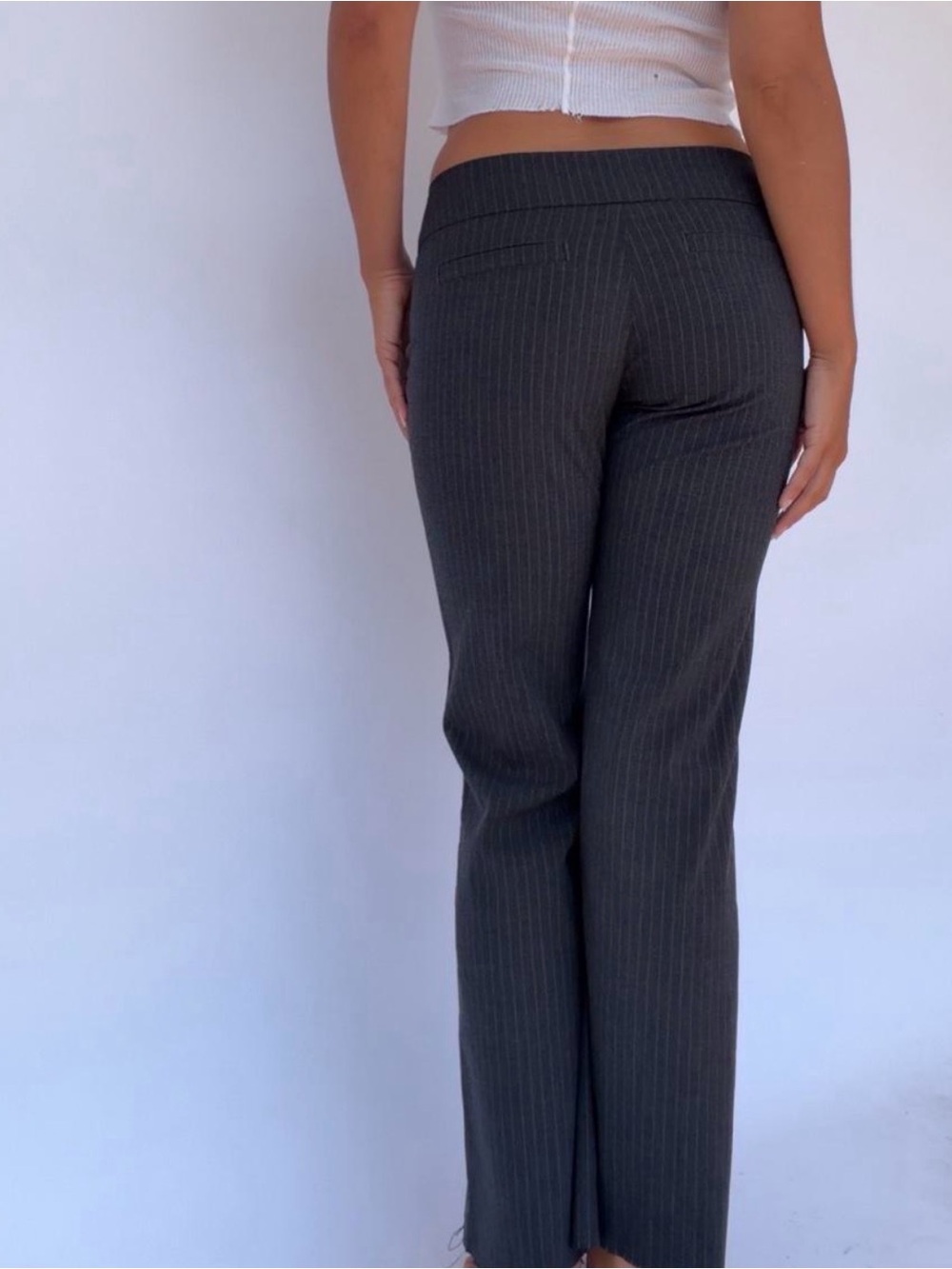 Brandy Melville Gray Pinstripe Low Rise Pants - Picture 3 of 6